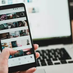 Jak podłączyć iPhone do AUX w samochodzie - proste kroki i porady