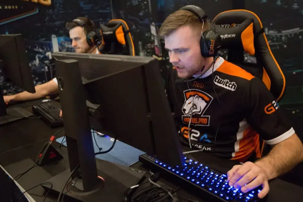Zdjęcie Jaki monitor do CS:GO? Najlepsze modele dla profesjonalnych graczy
