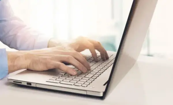Kto dostanie laptopy nauczyciele? Sprawdź, czy się kwalifikujesz